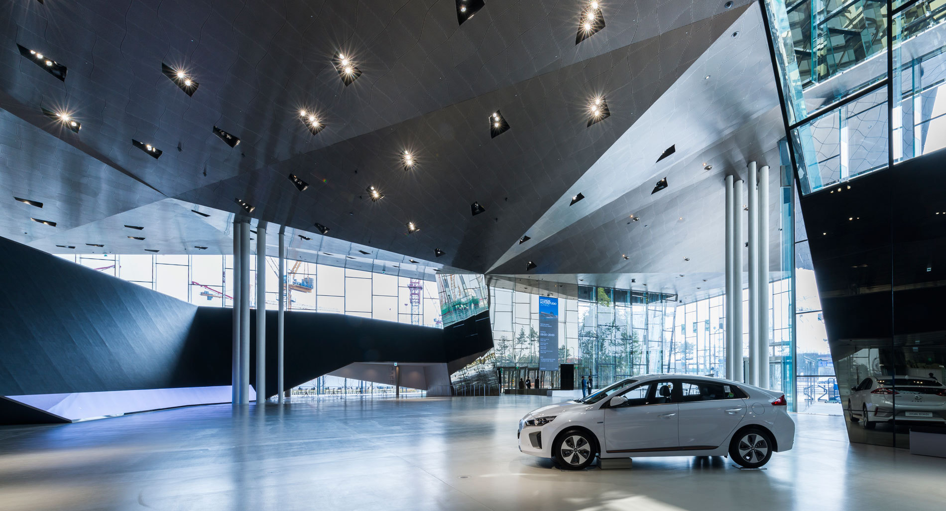 Hyundai motor studio коворкинг